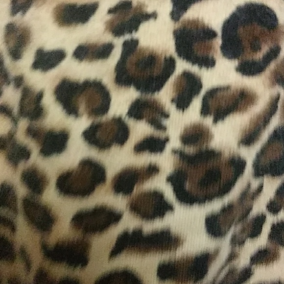 Cute leopard crop top - Picture 2 of 3